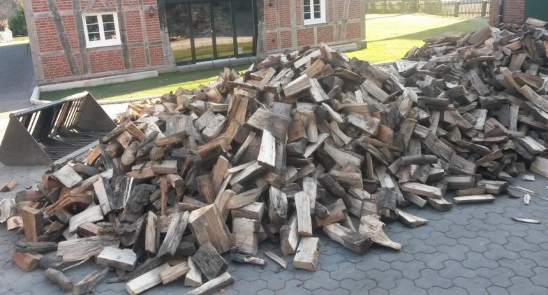 Einlagerung am Hof 2017.JPG