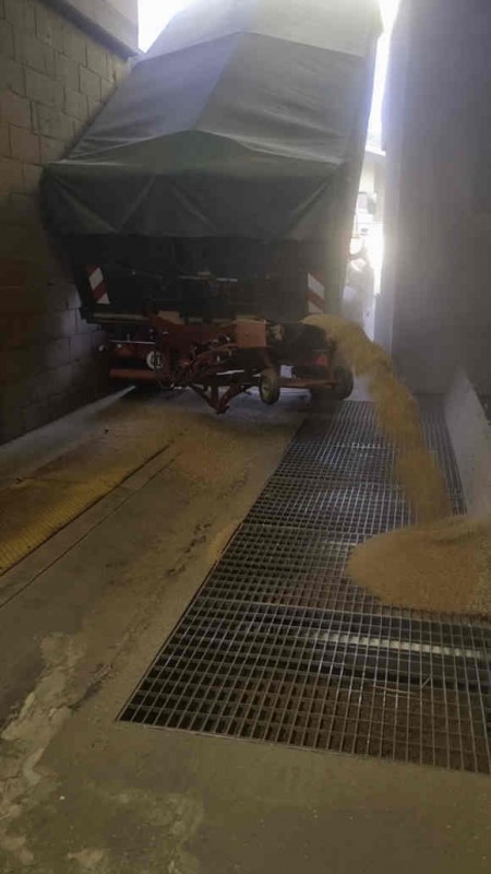 Abladen Landhandel (1 von 1).jpg