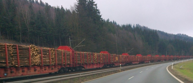 Holz-Zug.jpg