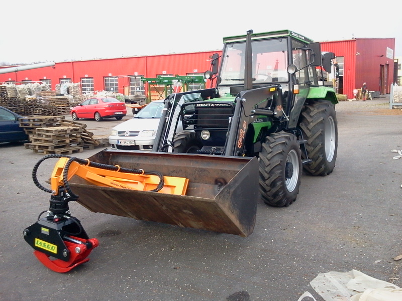 Traktor Deutz 3.30.jpg