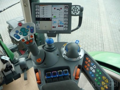 Traktoren-Fendt-4677722.jpg