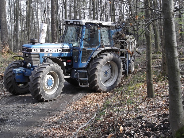 Holzabfuhr 2012 Teil 4 013.JPG