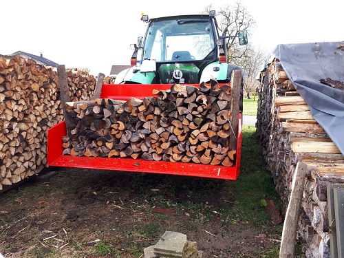 Heckcontainer 2400.jpg