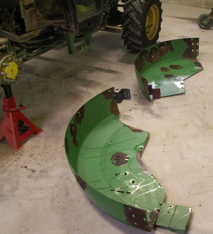 Kotflügel J.DEERE 5510SN (8) - Kopie.JPG