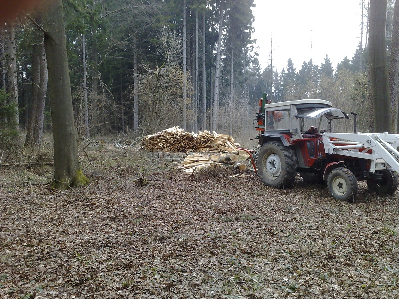 Holzstoß.jpg