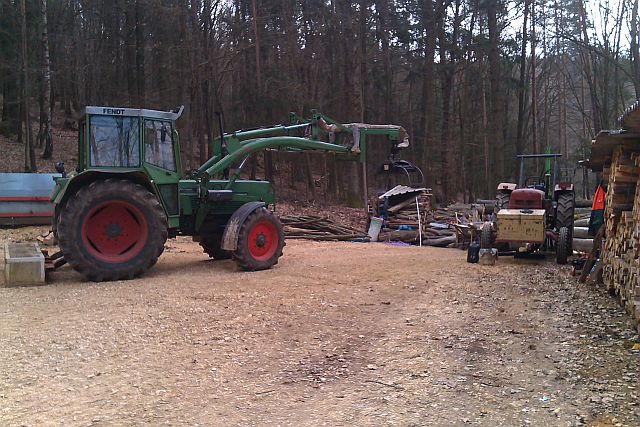 Holz spalten 2015a.jpg