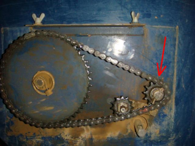 Seitenansicht Sämaschine Antrieb  Nockenräder.JPG