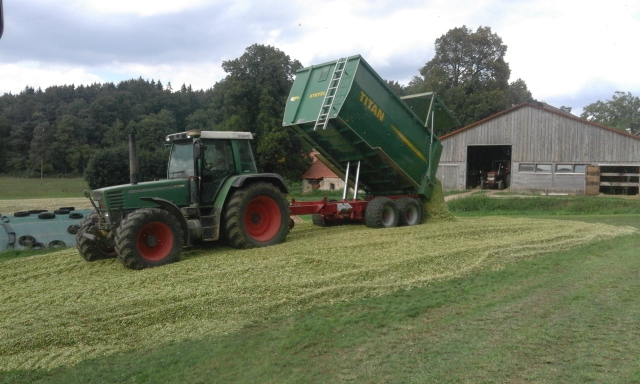 20150904_162004 (640x384).jpg