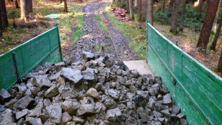 Anhänger von oben komp.jpg