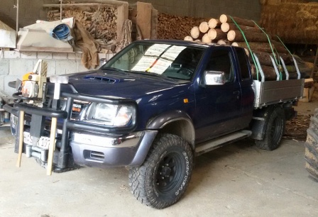 Werkzeughalter vorne Pick up.jpg