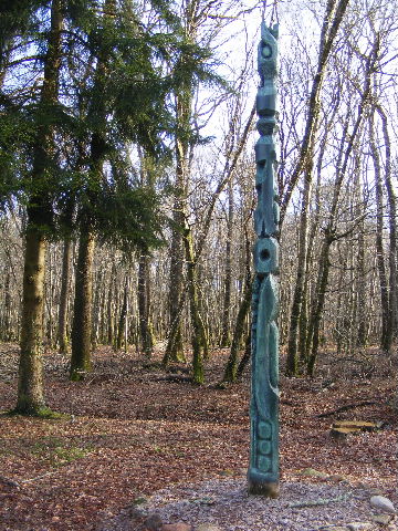Holzskulpturen-0011.JPG