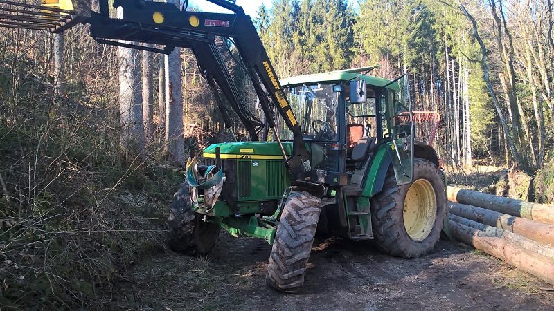 Da steht er in Pose.jpg