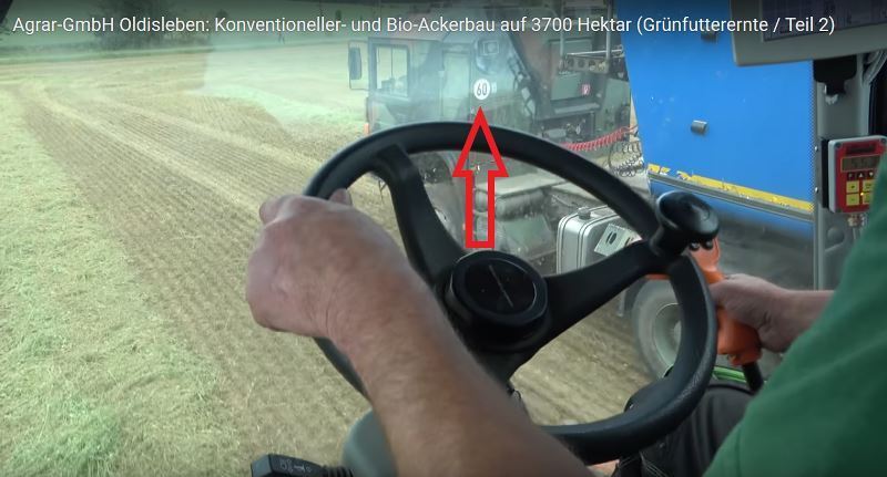 Landwirtschaftliche_Sattelzugmaschine_bbbb.jpg