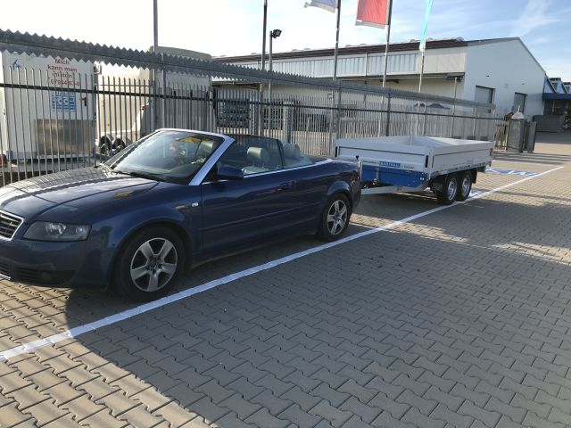 Barthau_am_Cabrio.jpg
