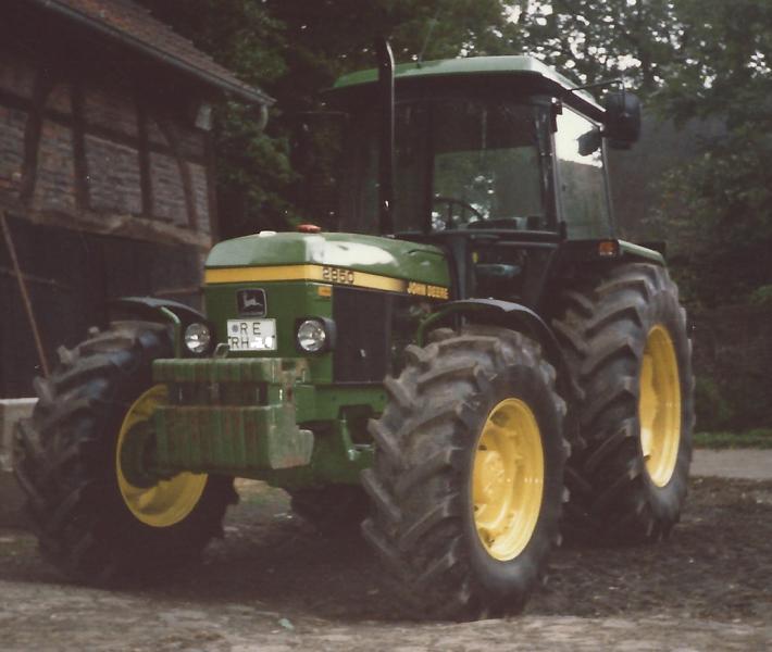 1988  JD 2850.JPG