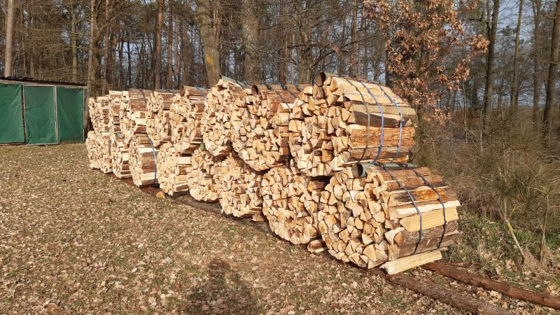 Holzlagerung im Bündel.jpg