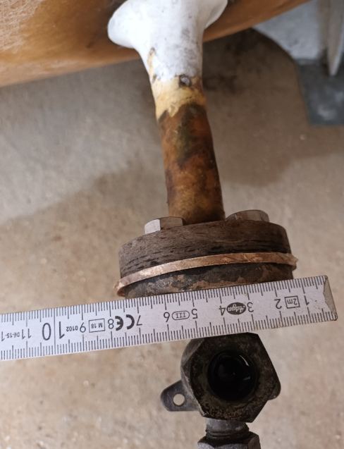 Wassertank Dichtung Hahn.png