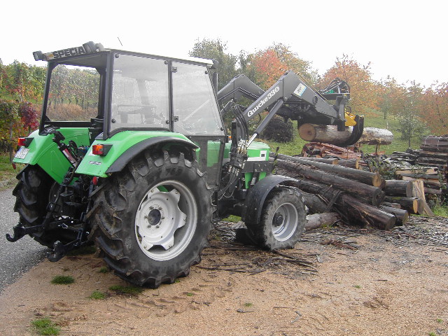 Erster Einsatz Holzgreifer 22.10.09 009.jpg
