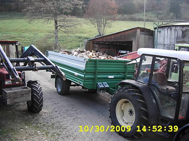 Holz ausliefern4.JPG