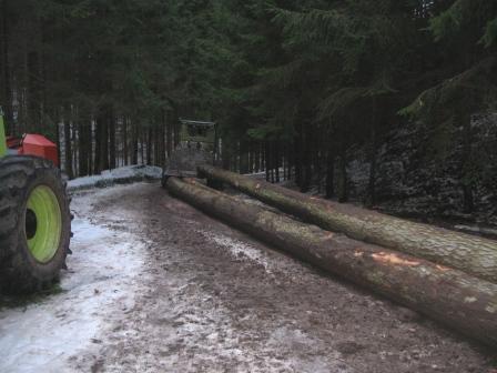 MB-Trac -Rueckearbeit.JPG