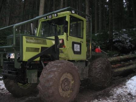 MB-Trac beim Rücken.k.JPG