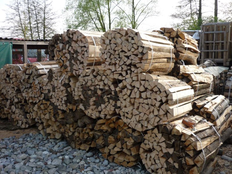 Brennholzlagerung 2.jpg