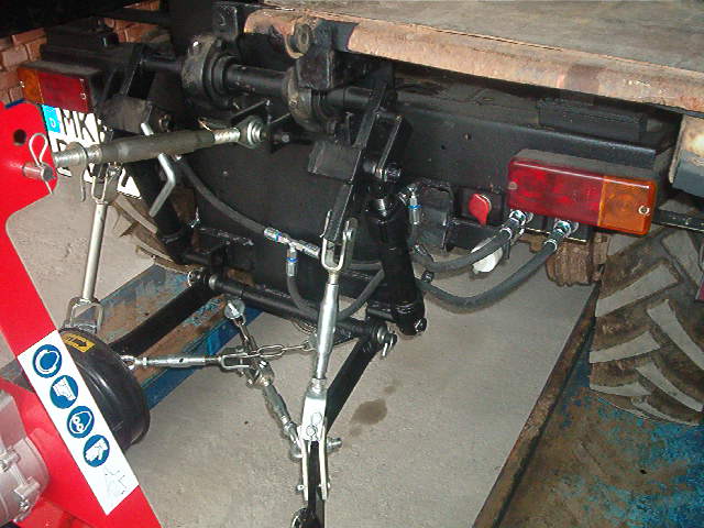 Multicar Holzspalter 010.jpg