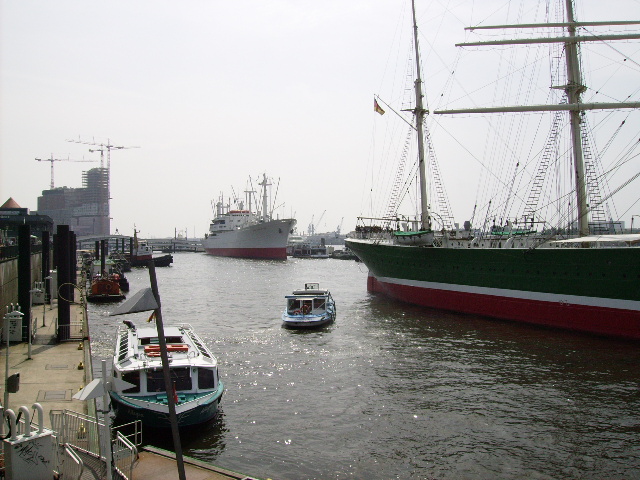 Hamburg 06.2010 045.JPG