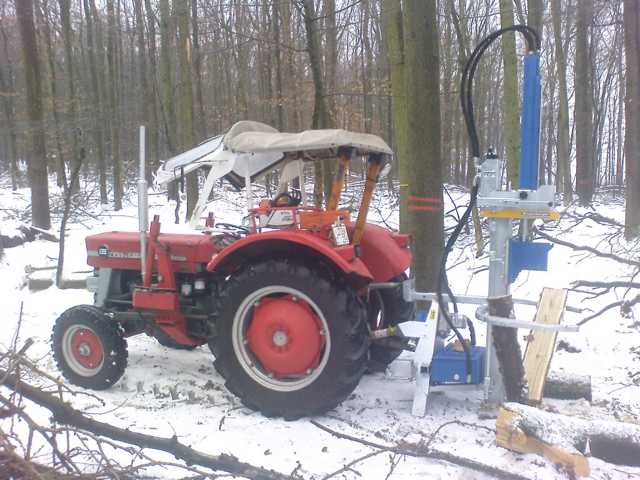 MF135 Spalter12t.JPG