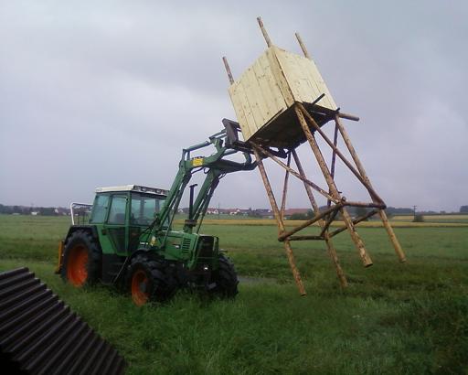 Hochsitz stellen.jpg