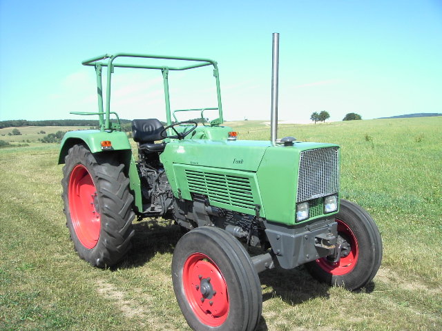 Fendt Farmer 3S.jpg