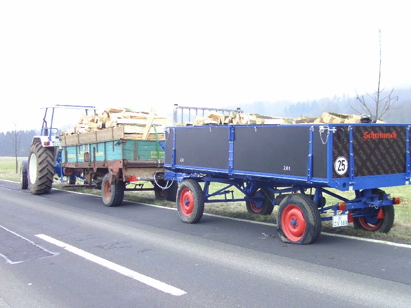 Reifenplatzer bei voller Fahrt!.JPG