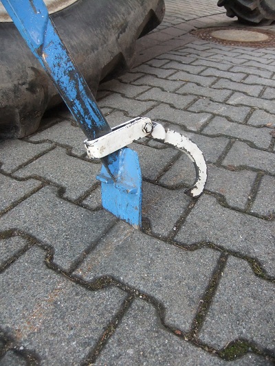 Waldarbeit und Werkzeug 2011 005.JPG