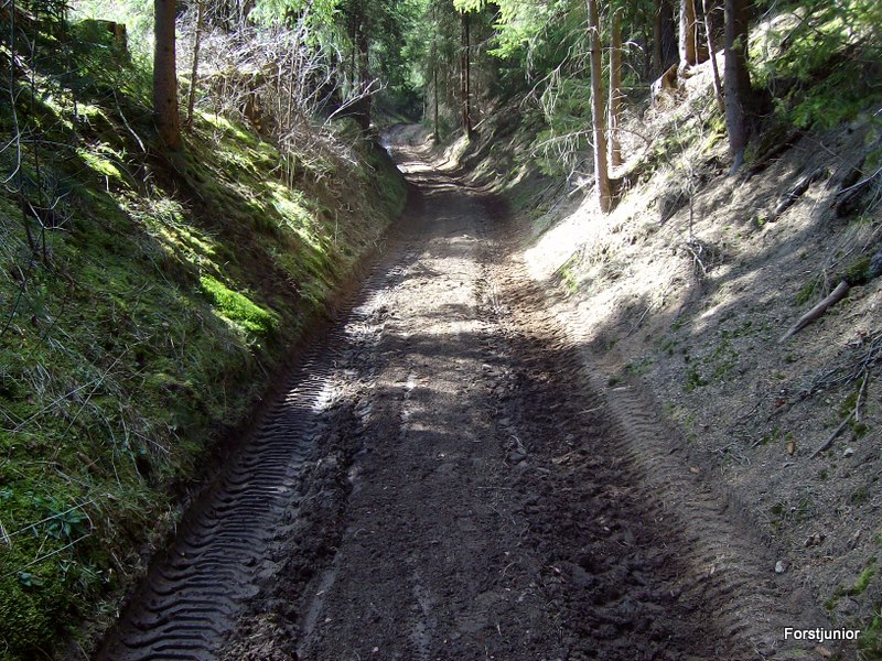 Zuzigu Polter abfahren 012.JPG