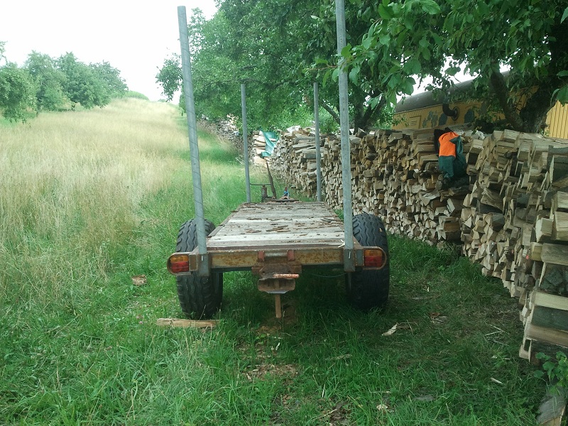 Holzwagen01.jpg