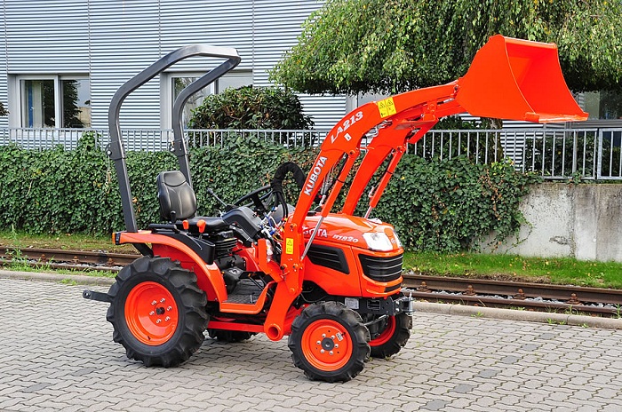 Kubota_1820.jpg