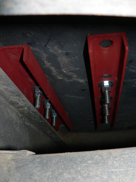 Verschraubung von unten.jpg