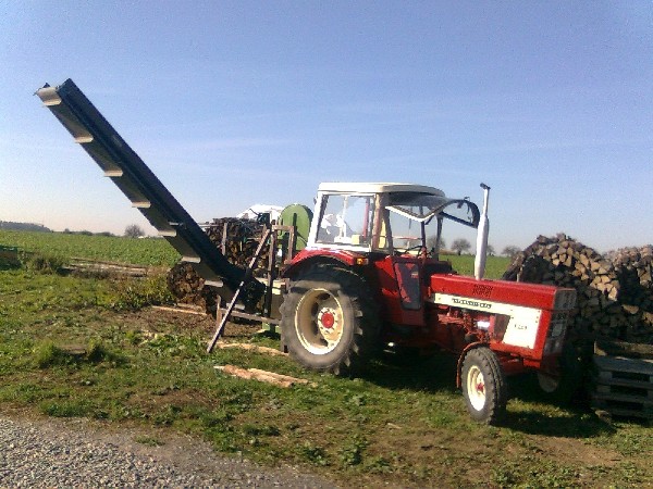 Bandsäge+Förderband 04.jpg