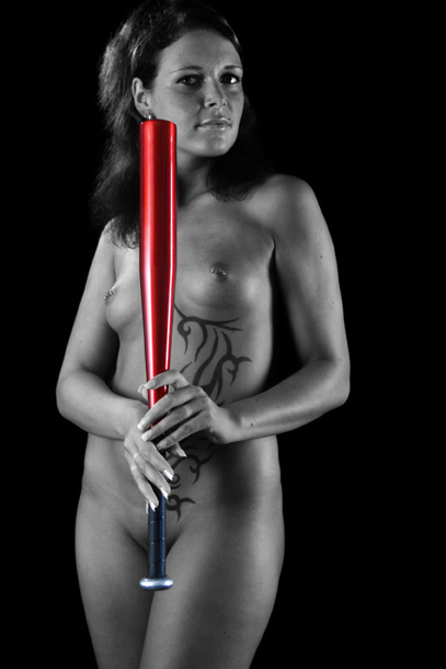 20100103211033_akt mit baseballschläger 05.jpg