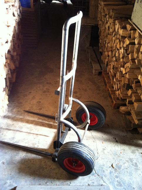 Meterholzkarre 2.JPG