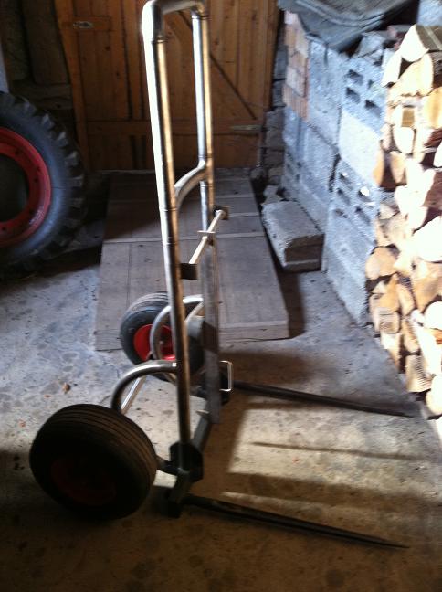 Meterholzkarre 1.JPG