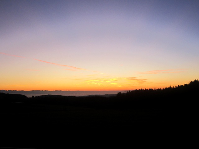 SONNENUNTERGANG KLEIN UNTEN.JPG