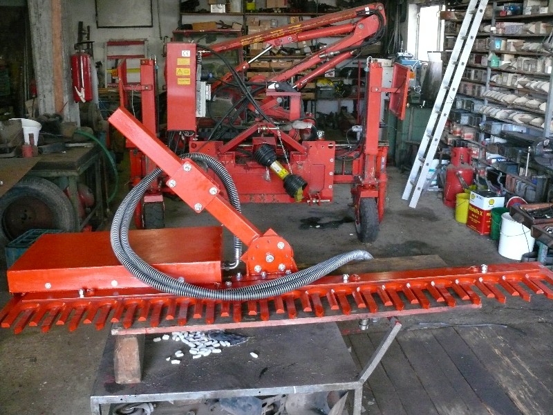 Heckenschere vorne.jpg