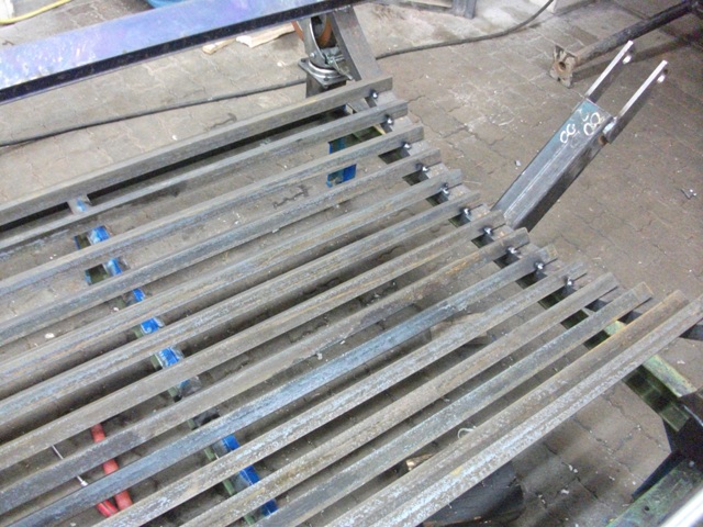 Einsetzen der Eisen1.JPG