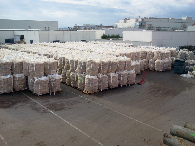 Holzlagerplatz 23.1.2012 - 1.jpg