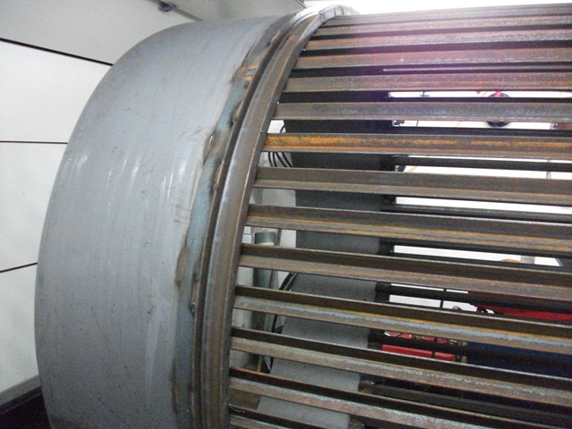 Trommel mit Auslaufblech.JPG