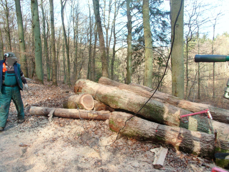 Meterrolle beiziehen mit Spalterwinde.jpg