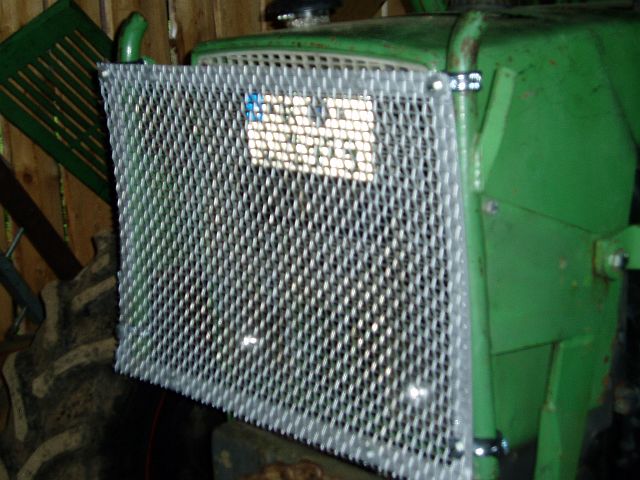 Schutzgitter für Scheinwerfer.jpg