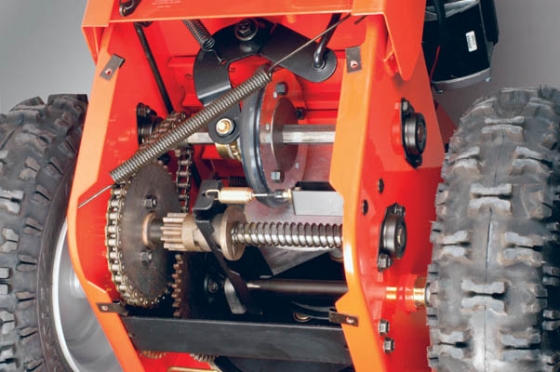 schneefräse fahrantrieb.jpg