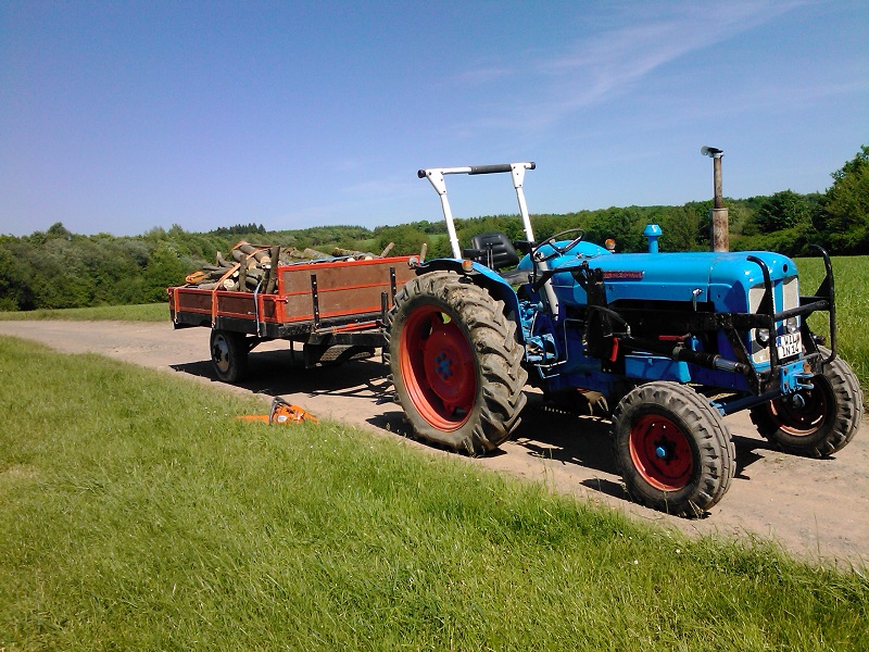 Traktor1verkleinert.jpg